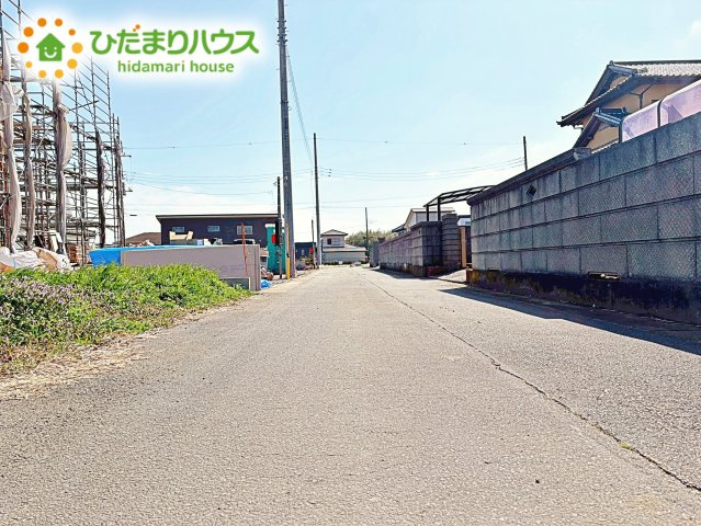 車通りも少ないので運転が苦手な方でも安心して駐車できます