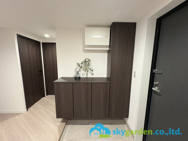 毎日通る玄関はこちらです