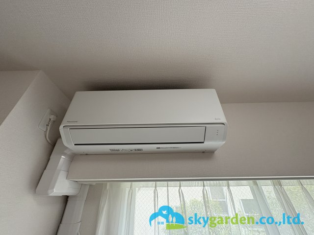 洋室にエアコン付いてます