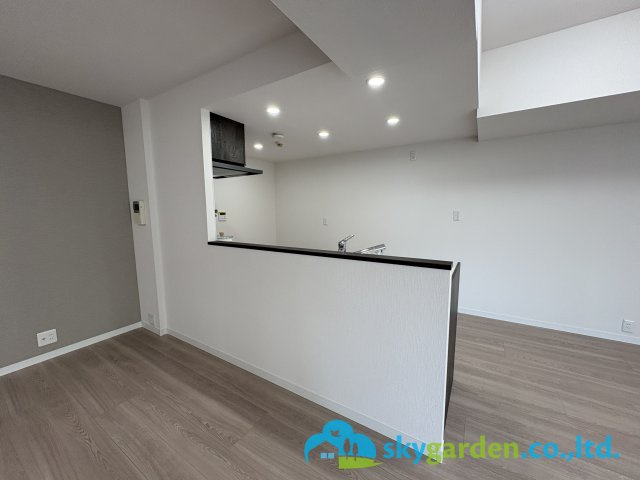 視界良好、会話が弾む対面キッチン