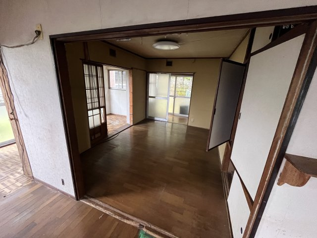 隣接する居室との動線もスムーズです。