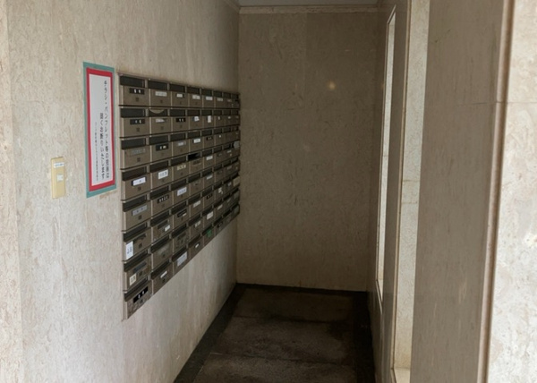 コープ野村緑山ヒルズ弐番館の郵便受け