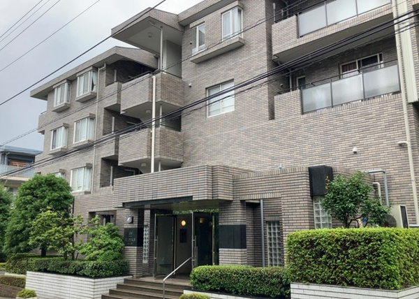 コープ野村緑山ヒルズ弐番館の外観