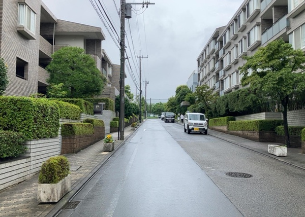 コープ野村緑山ヒルズ弐番館の展望