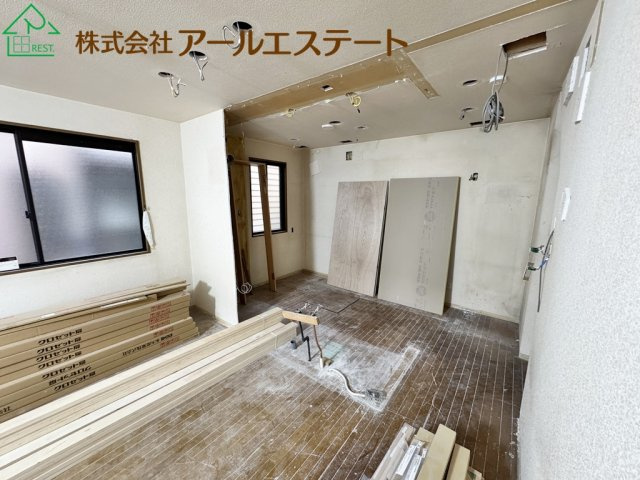 ※室内リフォーム前画像となります。(2026/3/19　撮影)　　リフォーム後、さらに美しい室内に仕上げてお引渡しします！