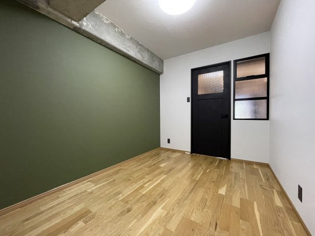 シンプル・イズ・ベストが基本。プレーンな空間を自分好みに。いつまでも快適に暮せる住まいへ。