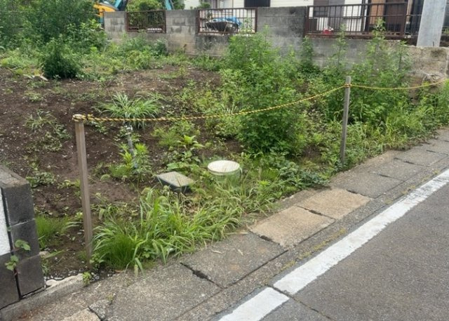 隣家の土地はどうなっているのか、生活利便施設が近くにあるのか、学校まで近いかなど、お客様のライフスタイルにあわせたイメージが重要です。また、近くにあると困る施設が近くにないかも確認するといいでしょう。