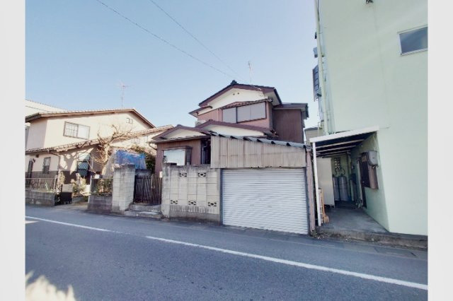 水道道路沿いにつき、事業用地としても最適