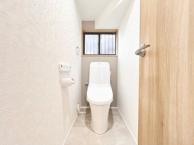 落ち着いたトイレです