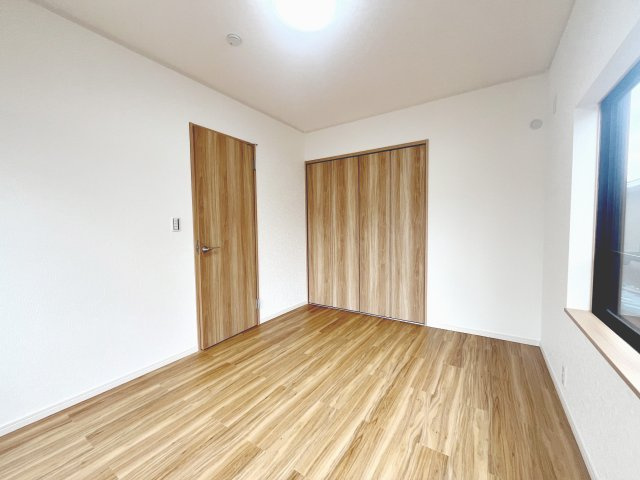 広々とした洋室です