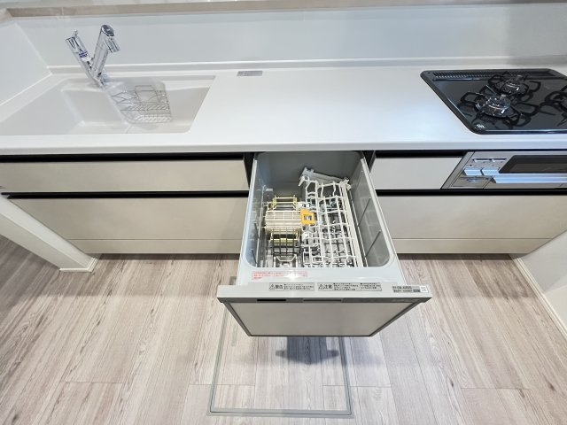 家事の時短に欠かせない食洗器を完備しています。
