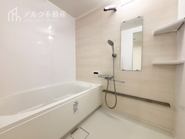 綺麗なバスルームです