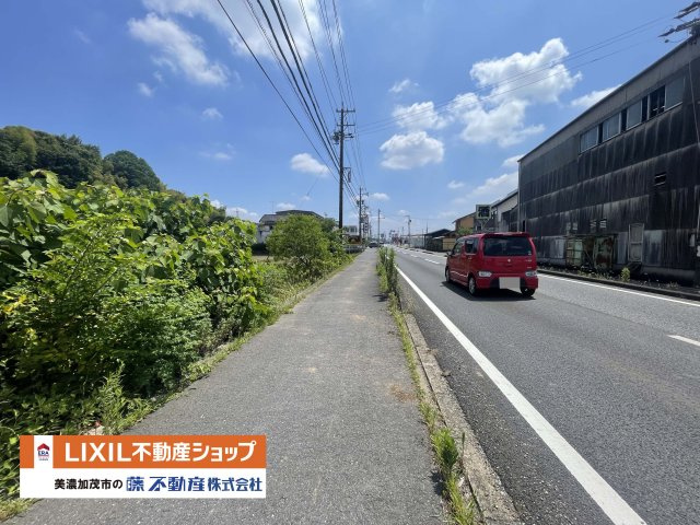 前面道路含む現地写真