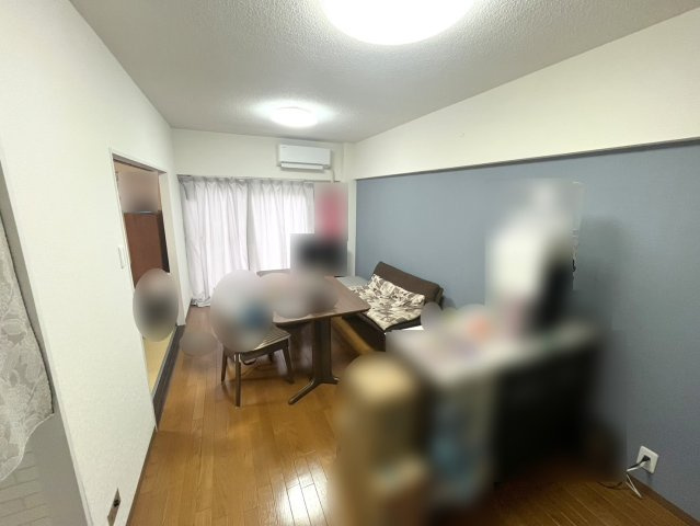 リビングダイニング