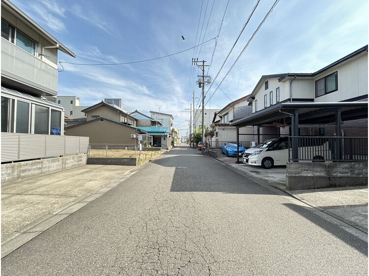 前面道路含む現地写真