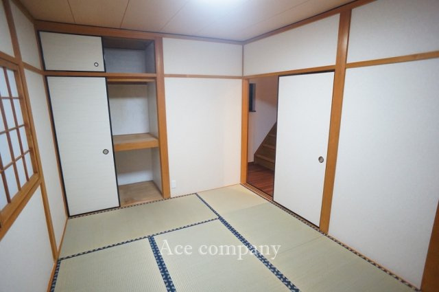 【1階：和室6帖】押し入れ完備です♪