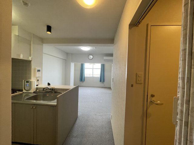 マンションエントランス