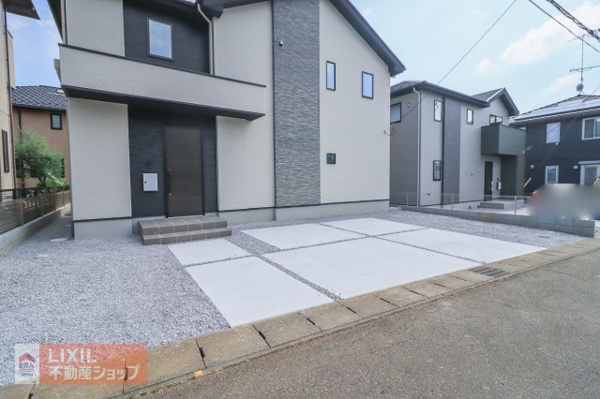 【Erde真岡市下高間木2期　2号棟の駐車場】