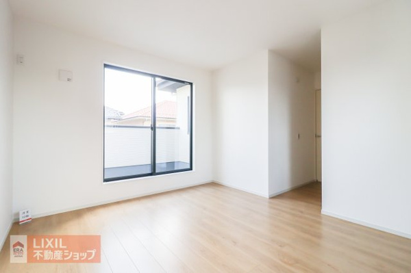 【Erde真岡市下高間木2期　2号棟の寝室】