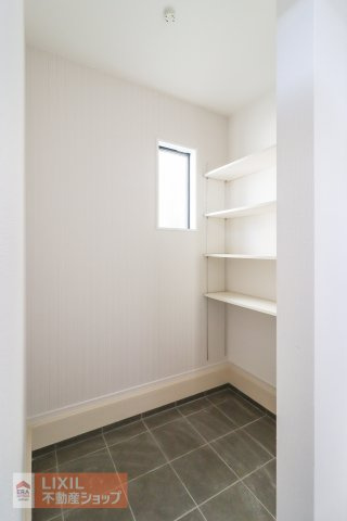 【Erde真岡市下高間木2期　2号棟の収納】