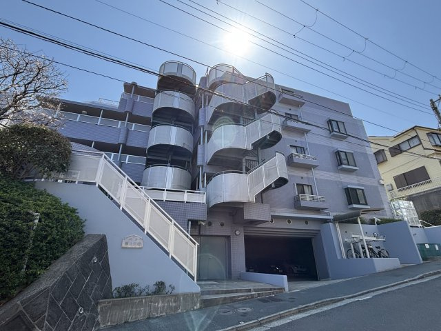 新耐震基準マンションです。
