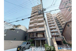アルモード京都高辻の外観