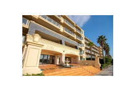 グランシティ湘南海岸マリナージュスクエアの外観