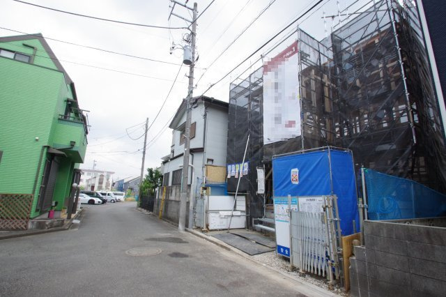 令和8年7月24日撮影　建築中