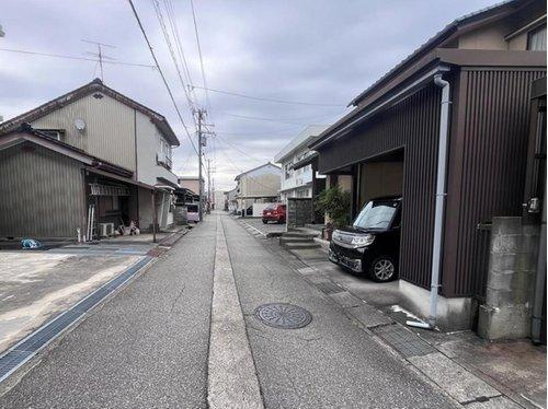 前面道路融雪有り