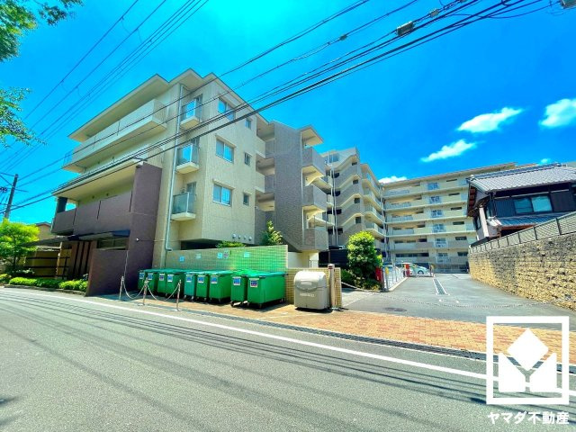 外観：326000236231