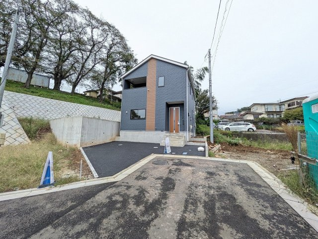 ～南東側5ｍ道路に面しています～