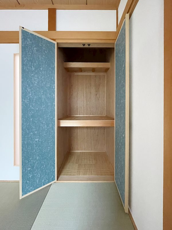 和室押し入れございます。