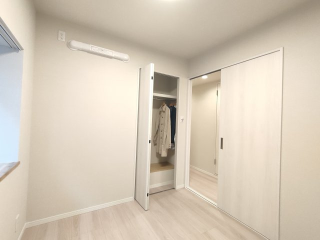 【洋室3　約3.8帖】