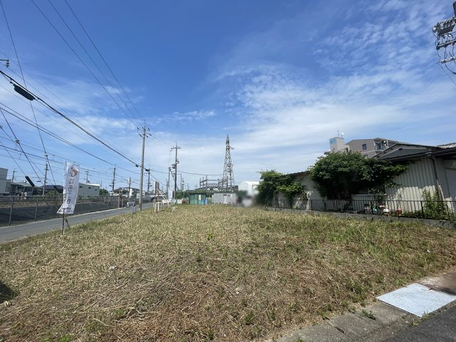 小中学校も近く、子育て世代におすすめの土地
