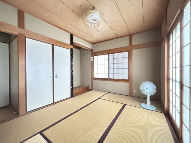 落ち着いた和室6帖