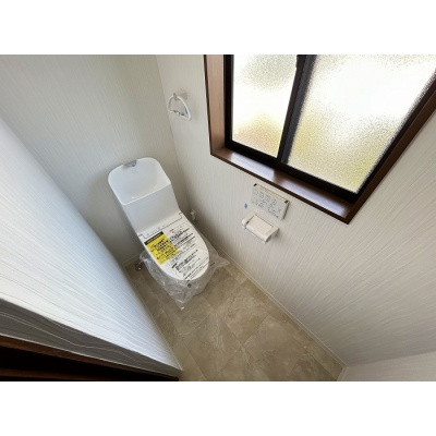 使い勝手に配慮したウォシュレット機能付き♪*