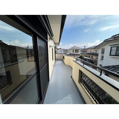 南向きバルコニー。お洗濯物もよく乾きそうですね◎
