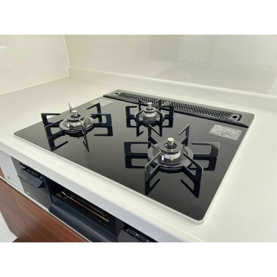 おかず作りがとってもとはかどる、三口コンロ！