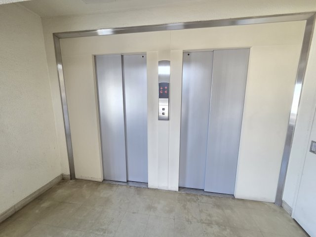 エレベーターは2基あるので忙しい時間帯も安心！