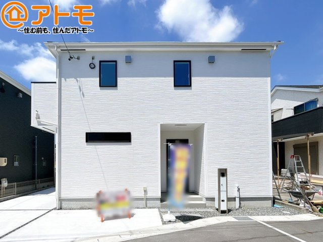 どっしりとした外観は安心感のあるマイホームを実感できますね♪