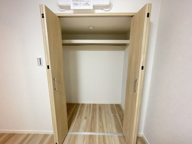 各居室に収納がついており、家族で使い分けしやすくなっています。　