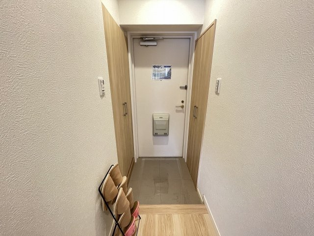 大容量シューズボックスは、家族全員分の靴を収納して、スッキリとした玄関に。　