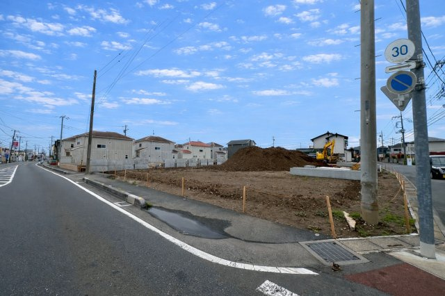 ■4号地　土地面積約40坪！　■お好きなハウスメーカーで建築可能です！　■東武アーバンパークライン「藤の牛島」駅徒歩13分！　■藤塚小学校徒歩15分(1200ｍ)・豊野中学校徒歩17分(1300ｍ)