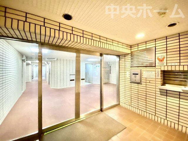 【オートロック】オートロックシステムでセキュリティ充実。当たり前ですが、安全で安心して暮らすのって大事ですよね。お探しのご条件でオートロック付きの物件を探す方も多いですがやはりセキュリティは大事です。
