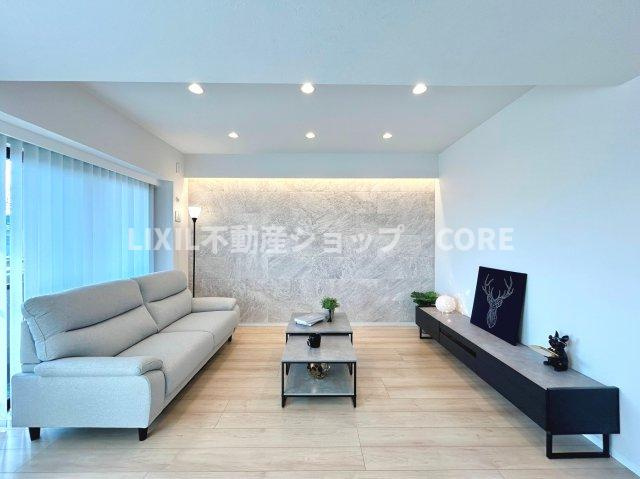 家族と過ごす時間を大切にしたい方にちょうどいいゆとりある住空間です。
