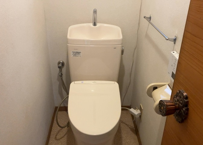 トイレは大きさや形、機能、抗菌性などが異なる多種多彩なタイプが各メーカーから出ています。それぞれに良さがあるため、事前にどういったタイプのトイレがいいのかをご家庭内で決めて、内見に行くといいでしょう。