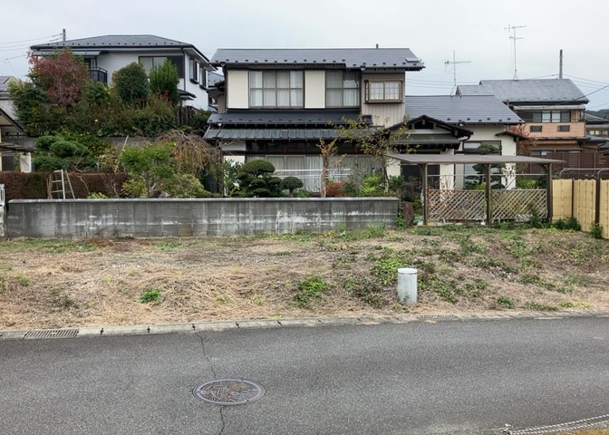 最寄り駅が近いなどの交通アクセスが良い土地だと暮らしやすいですよね。通勤・通学の観点から土地を選ぶことも大切です！自身や家族のライフワークからあったの物件を探しましょう！当社営業がお力になります！