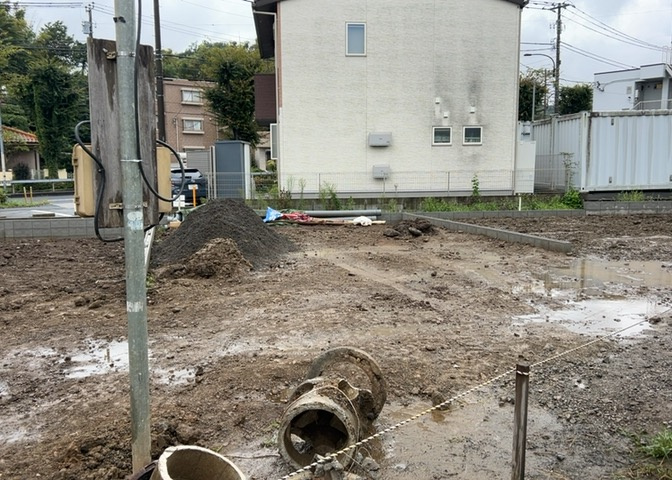 物件の詳細については、現地を見てわかること以外に、役所や法務局などで調べないとわからないことがあります。そのため、現地に行く場合は、もしこの物件を買ったらどのような生活ができるかをイメージしましょう。