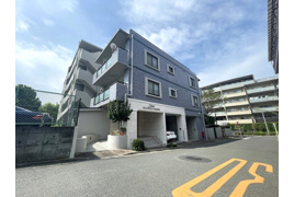 セザール赤塚ガーデン（成増店）の外観