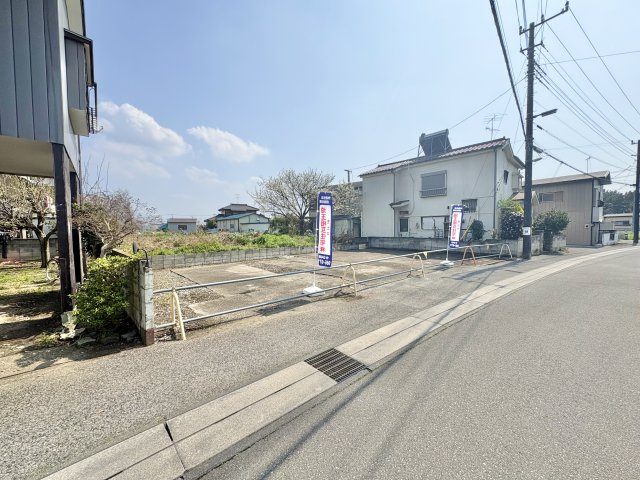 敷地約36坪・お好きなハウスメーカーで建築可能です！当社無料の間取り作成も承ります。新方小学校まで徒歩約10分（800ｍ）、いなげやまで徒歩約8分（600ｍ）！お気軽にお問い合わせください！　